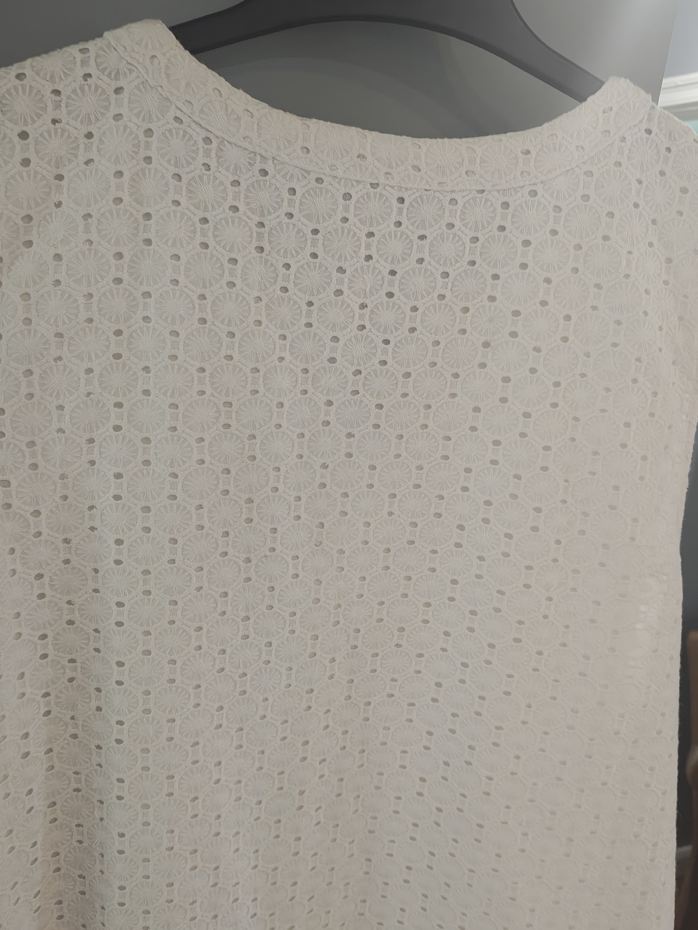 Kim Rogers White Eyelet Sleeveless Shift Dress - Picture 5 of 6